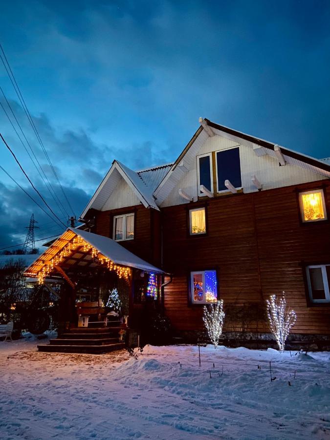 Karpats'Kyi Kalejdoskop Hotel Slavske Exterior photo